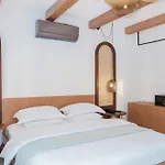 Hotel Lupia Suites
