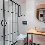 Hotel Lupia Suites